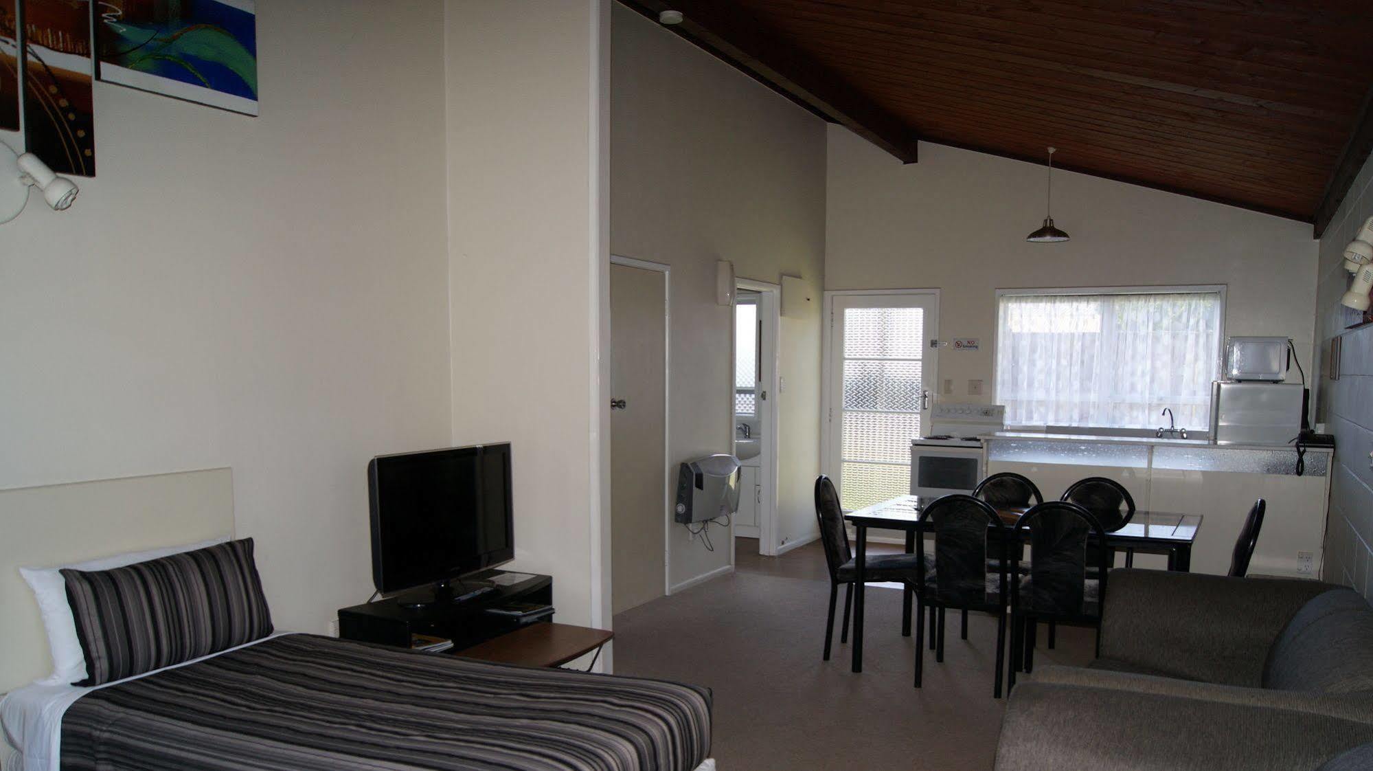 Tourist Court Motel Whakatane Zewnętrze zdjęcie
